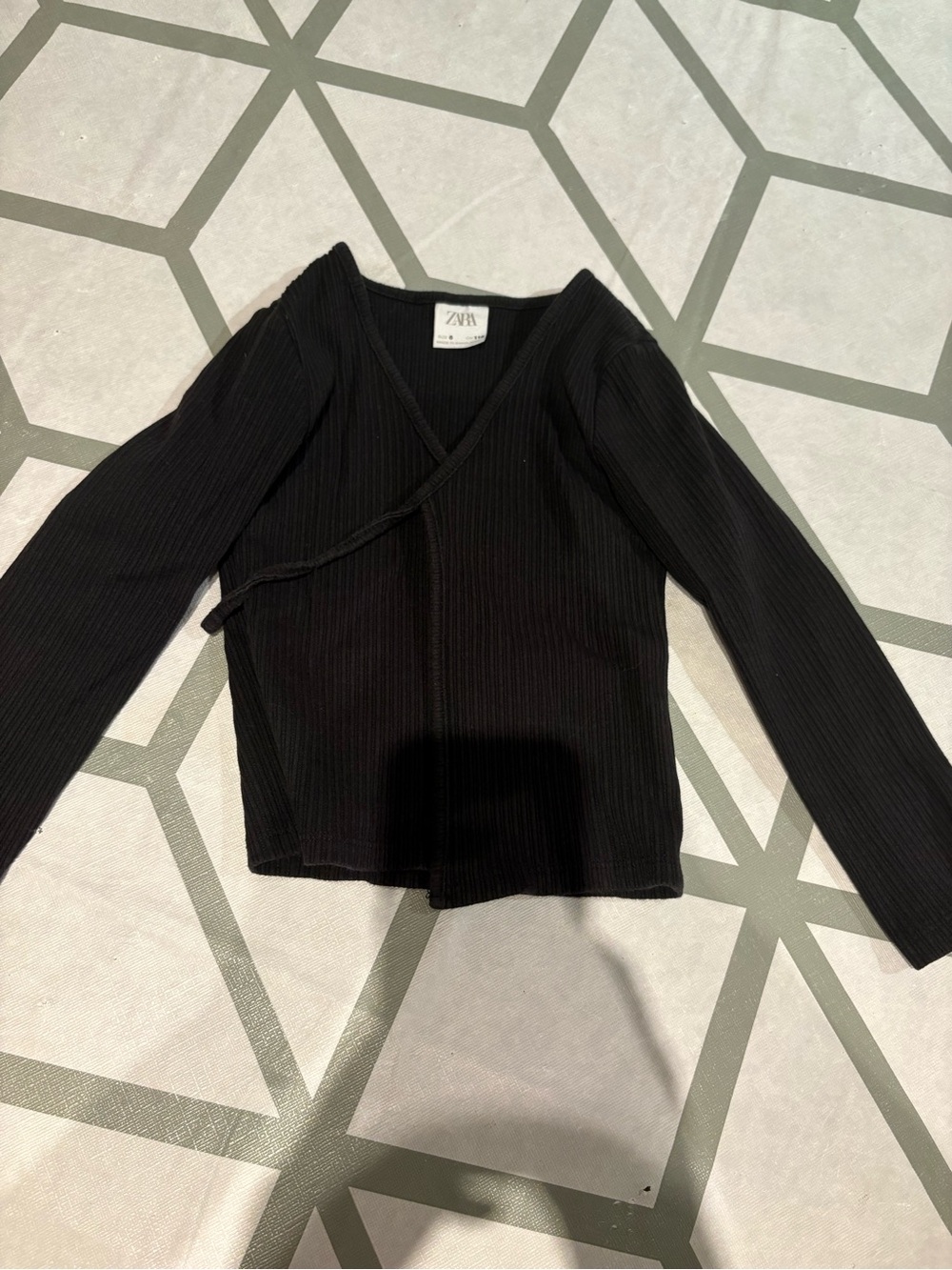 3/15$ Zara Black Ribbed Wrap-Front Long Sleeve Top